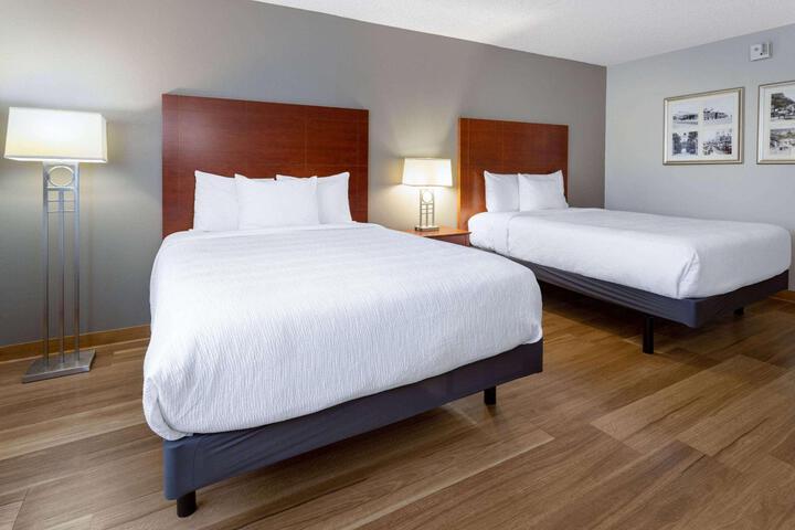 2 Queen Beds City Courtyard View (2 of 16)