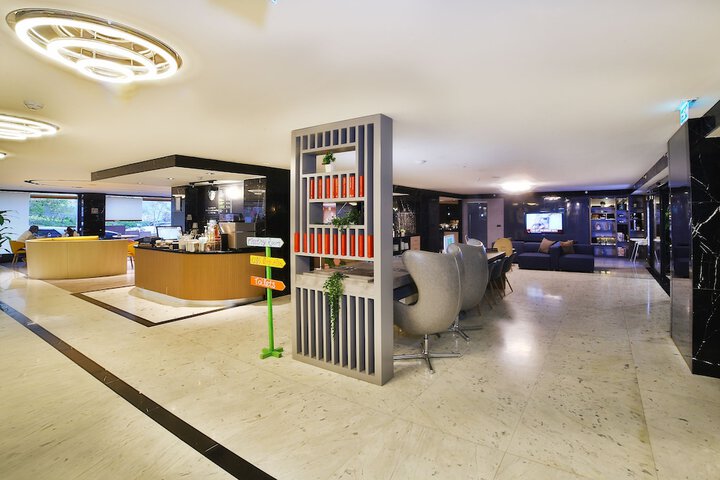 Hotel Lobby