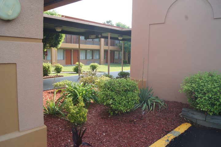 Property Grounds 68 of 101