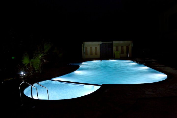 Pool 21 of 54