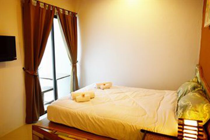 Room 5 of 39