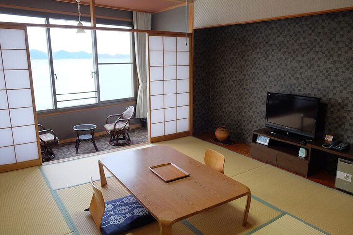 Room 7 of 23