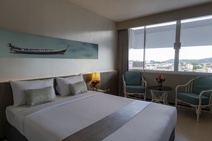 Room 28 of 70