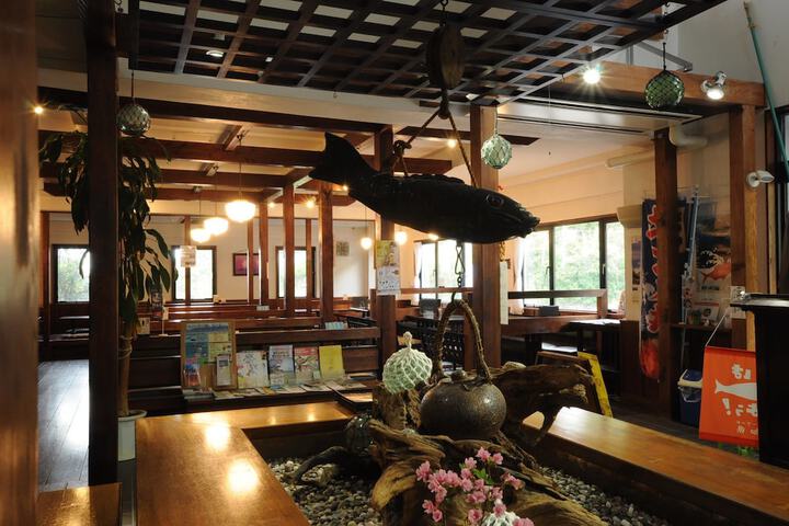 Restaurants