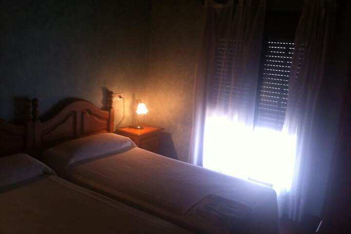 Room 5 of 50