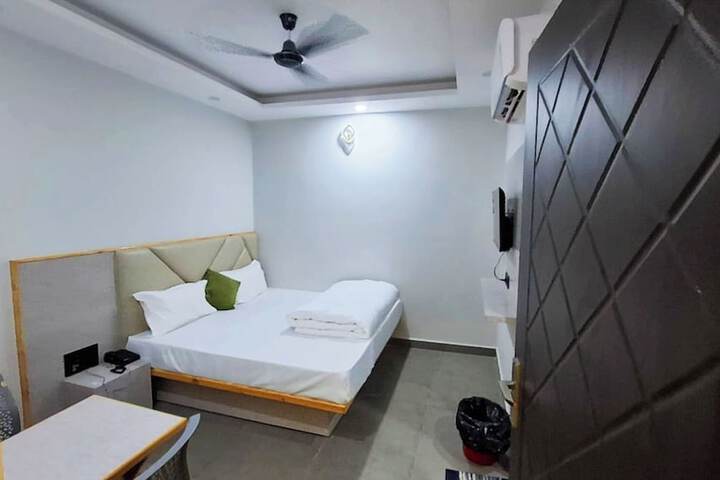 Hotel Heavens Guest House Haridwar