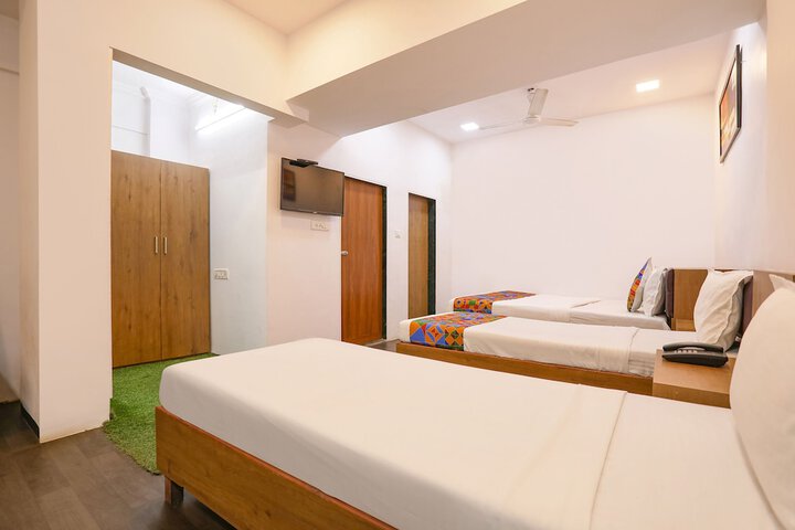 Room 16 of 23