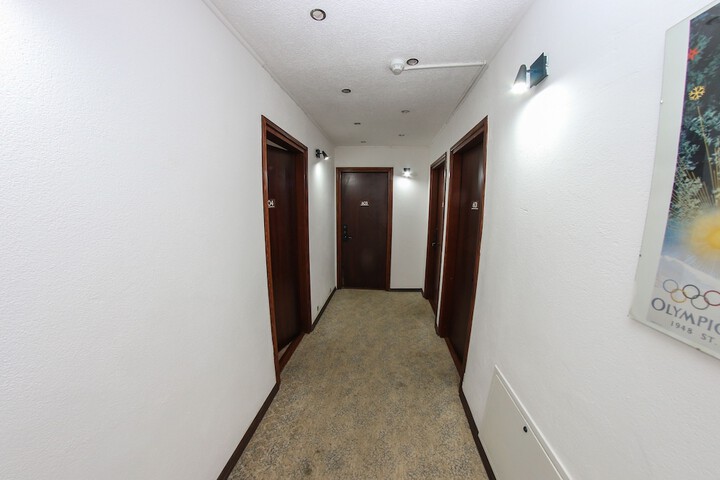Room 56 of 73