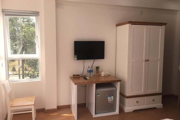 Room 16 of 65