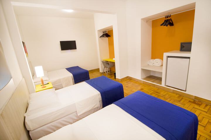 Room 4 of 53