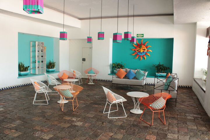 Guest Lobby