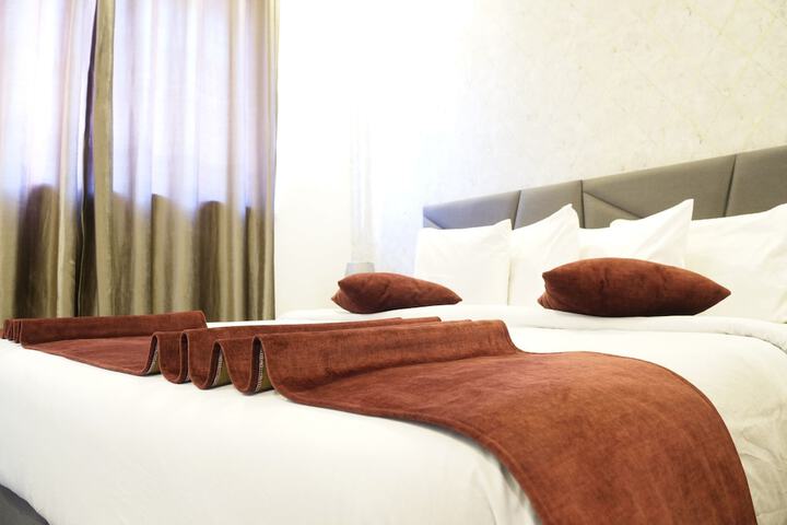 Room 9 of 29