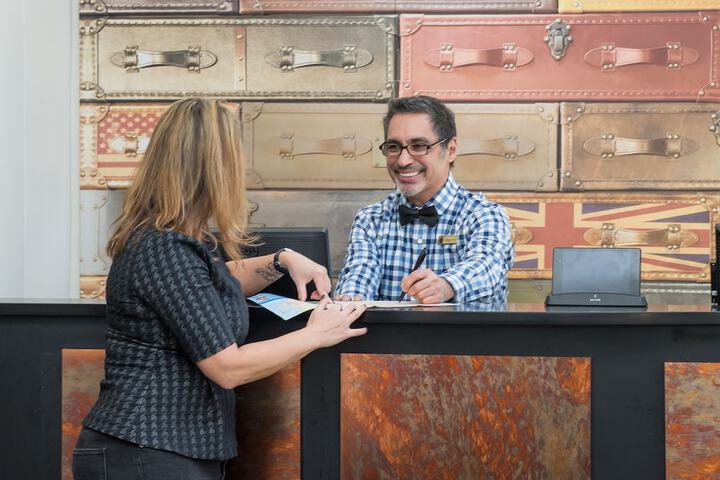 Concierge desk