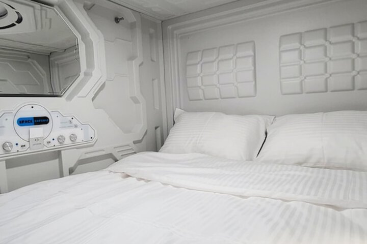 Room 3 of 26