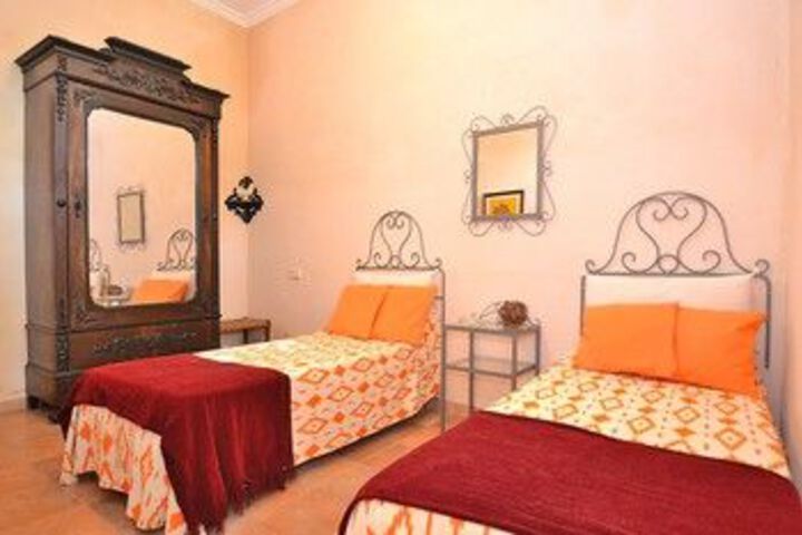 Room 5 of 23