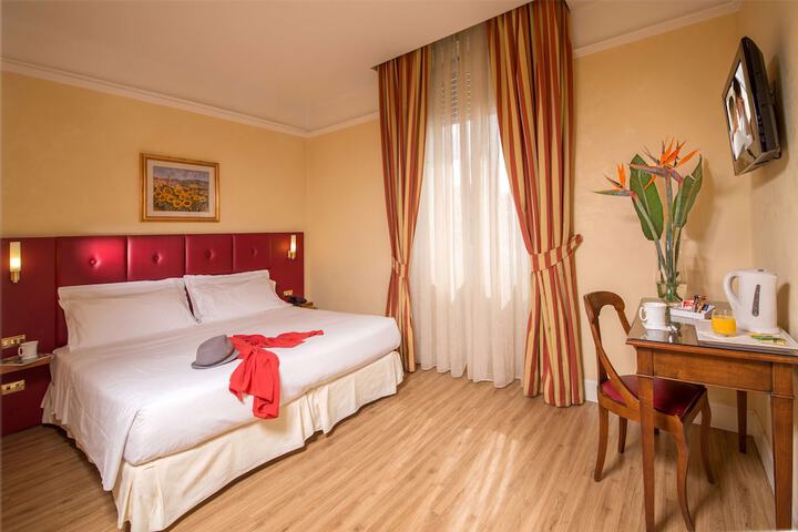 Hotel 71 of 78