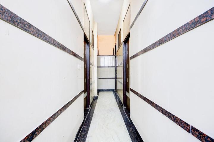 Hotel O Baikunth dham