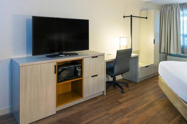 Room 12 of 41