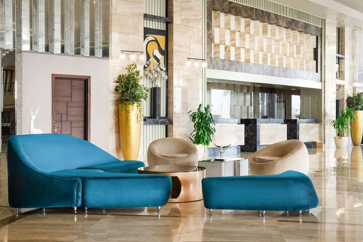 Hotel Interior 4 of 128