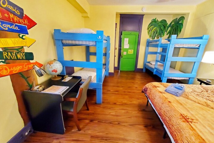 Room 14 of 46