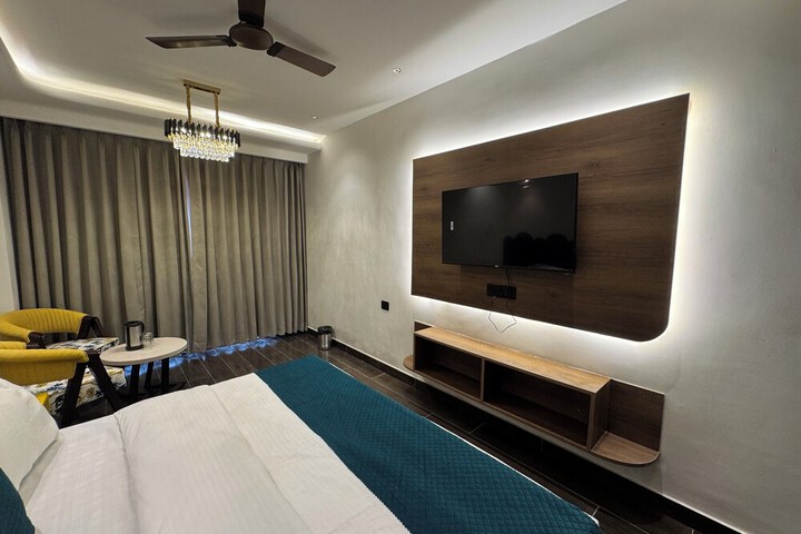 Room 10 of 39