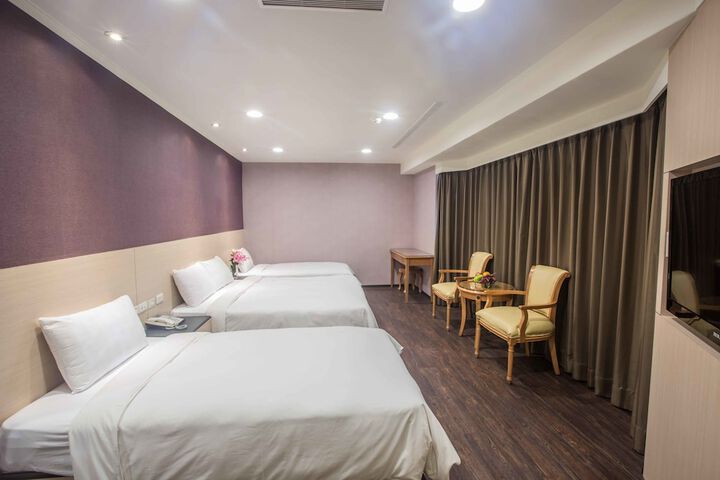 Room 14 of 35