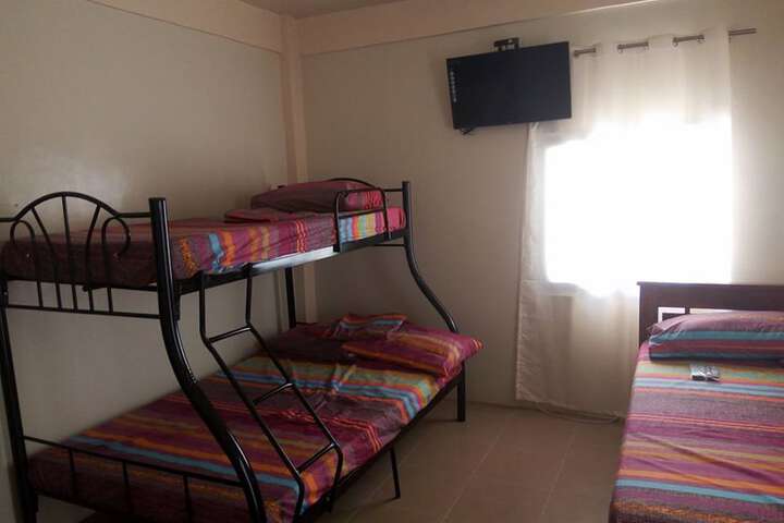 Room 4 of 18