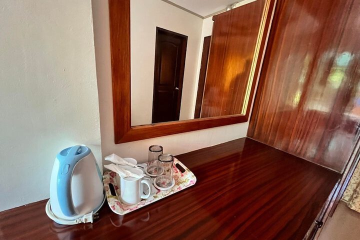 Room 27 of 69