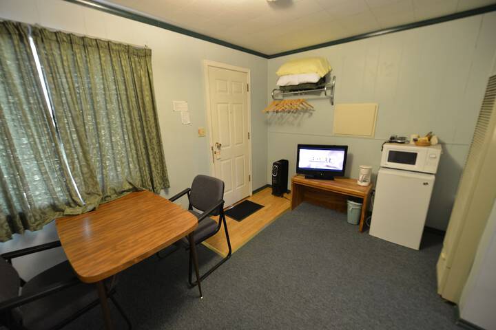 Room 22 of 39