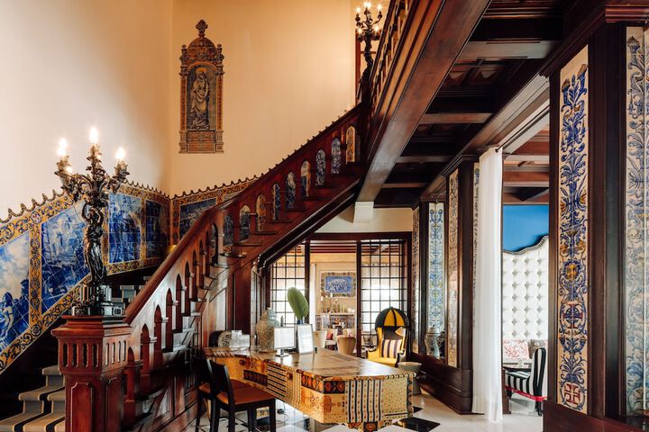 Lobby Entry