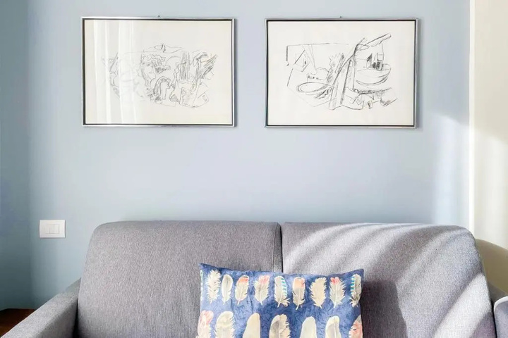 Room 2 of 17