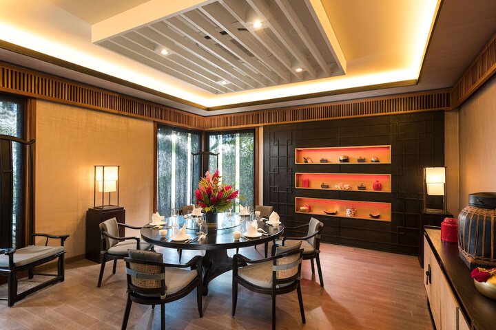 Dining 105 of 173