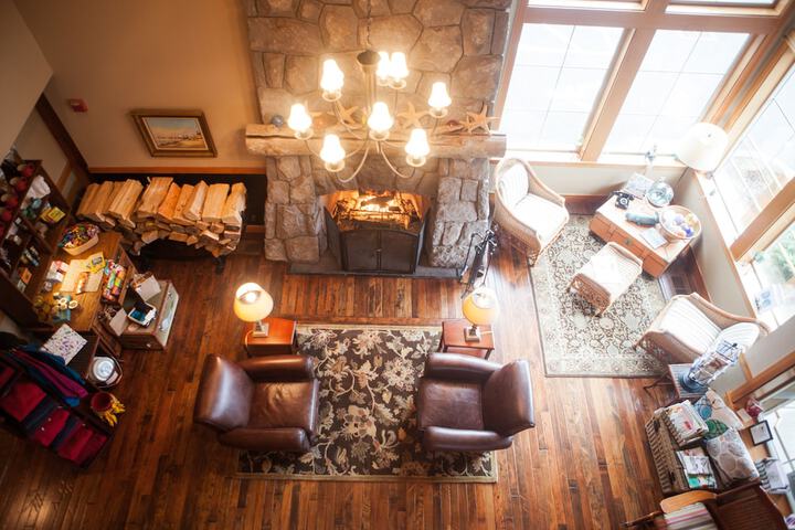Lobby sitting area