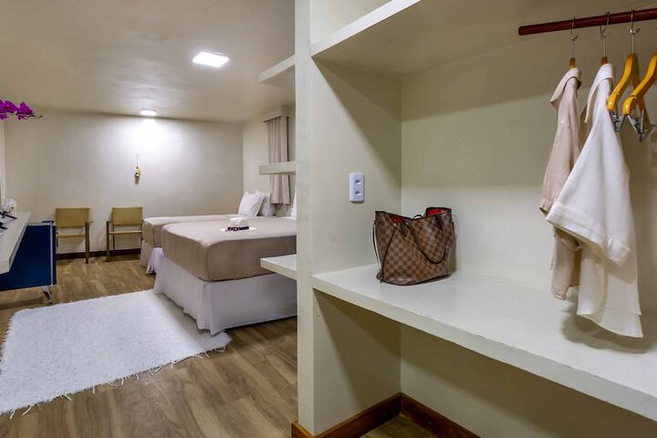 Room 16 of 59