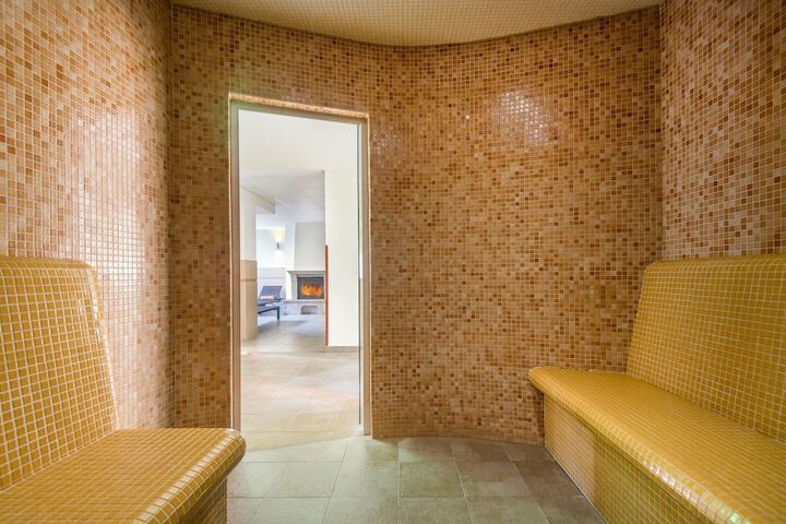 Steam room
