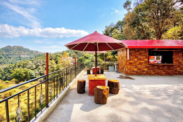 Terrace/Patio 16 of 17