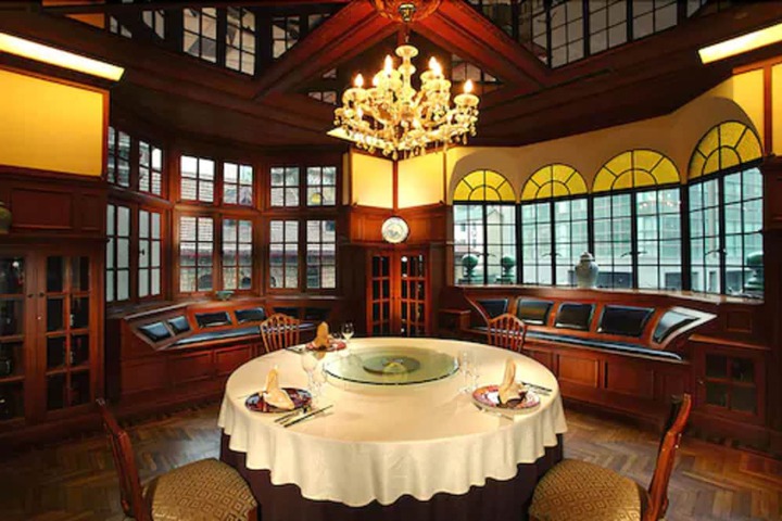 Dining 75 of 111