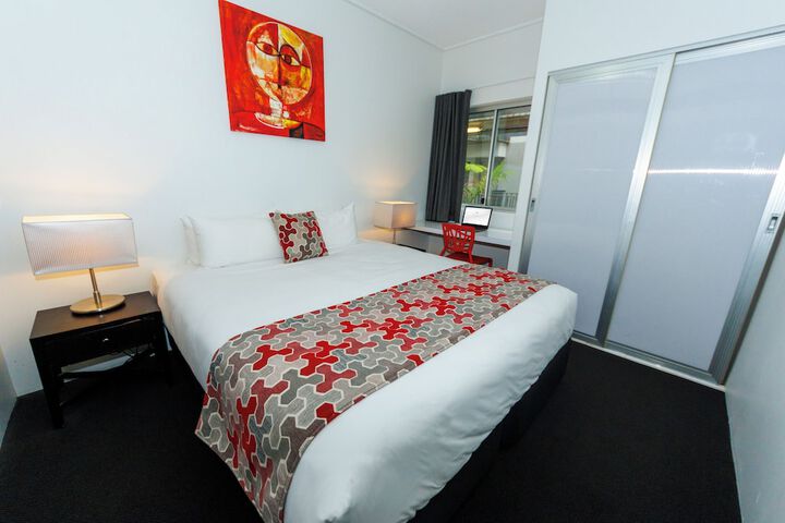 Room 10 of 91