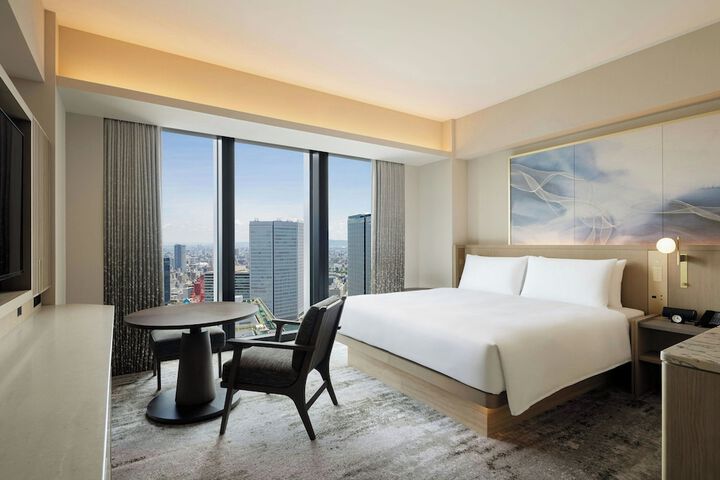 Room 26 of 63