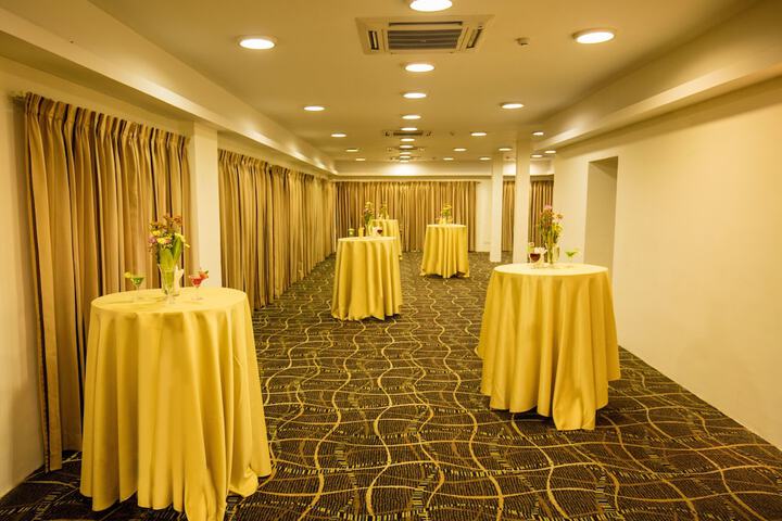 Room 49 of 62