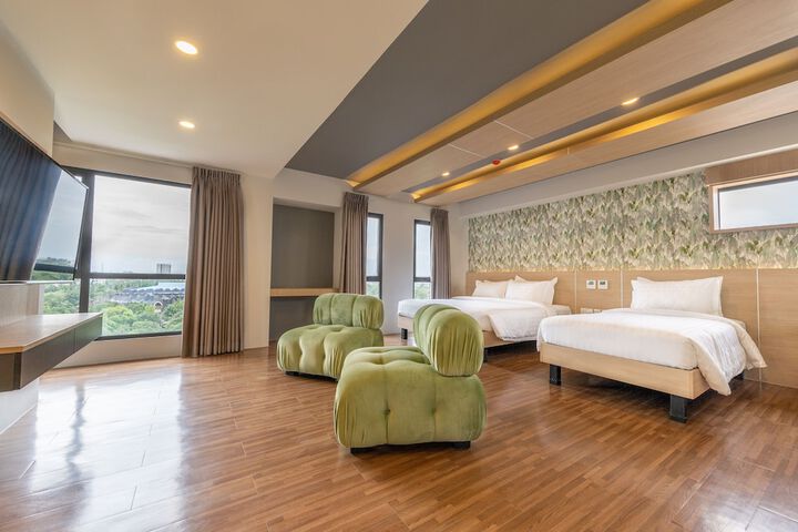 Room 5 of 54