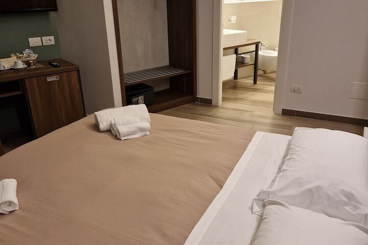 Room 20 of 58
