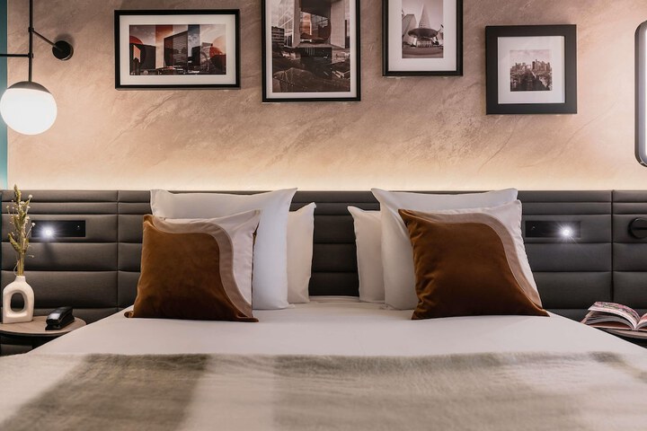 Room 21 of 79