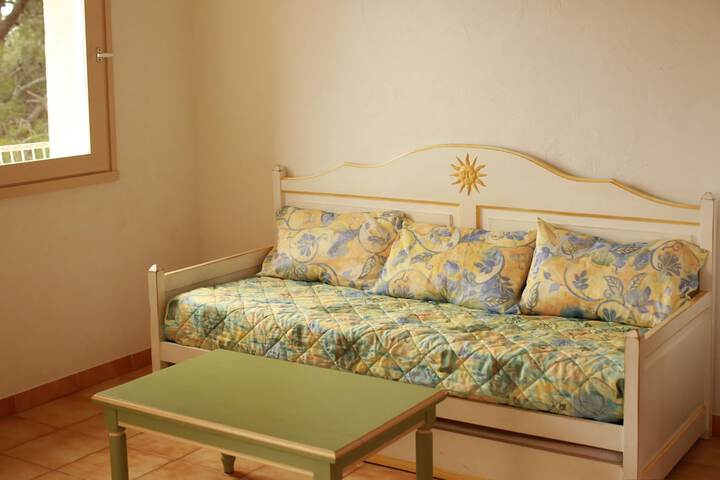 Room 5 of 34