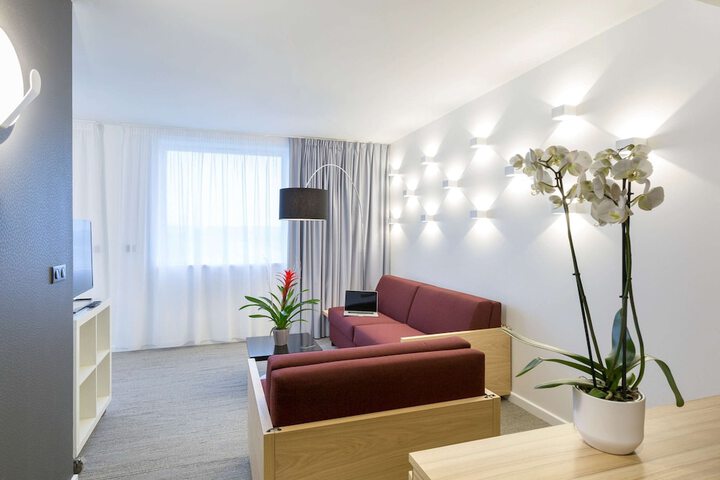 Room 31 of 278