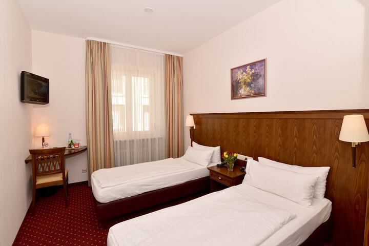 Room 18 of 57