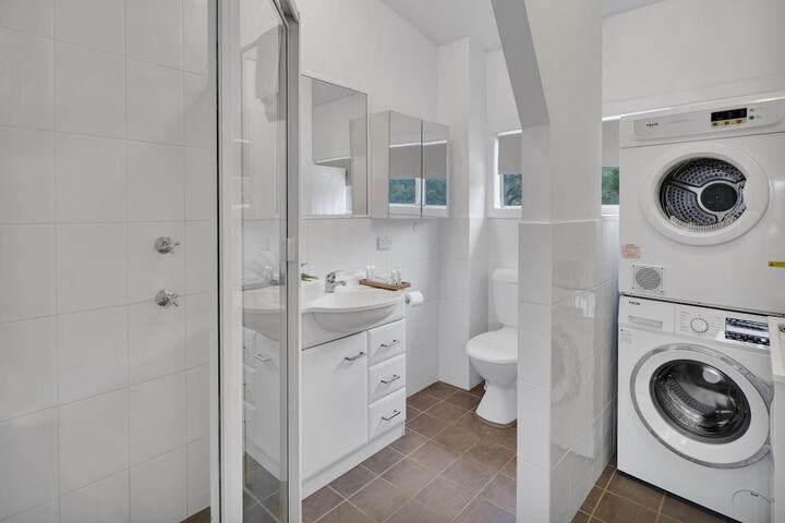 Room 149 of 175