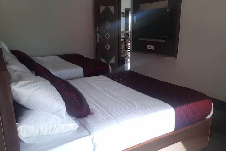 Room 9 of 138