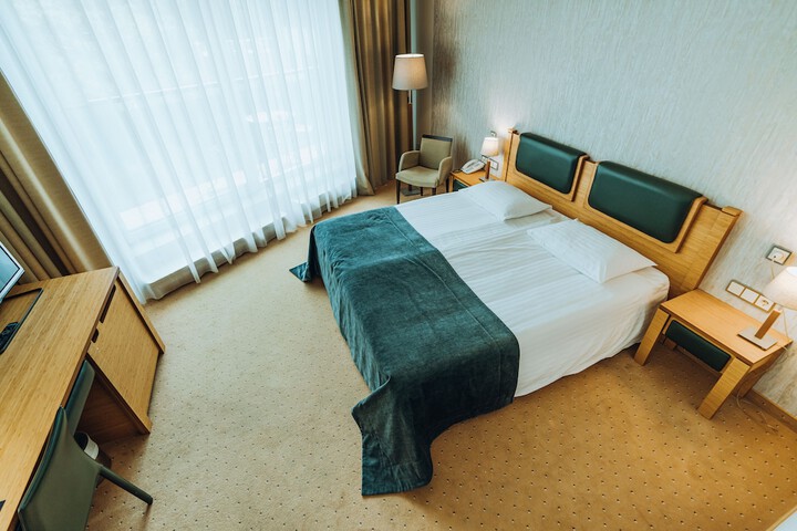 Room 79 of 176