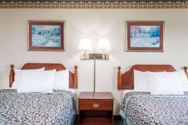 Room 8 of 20